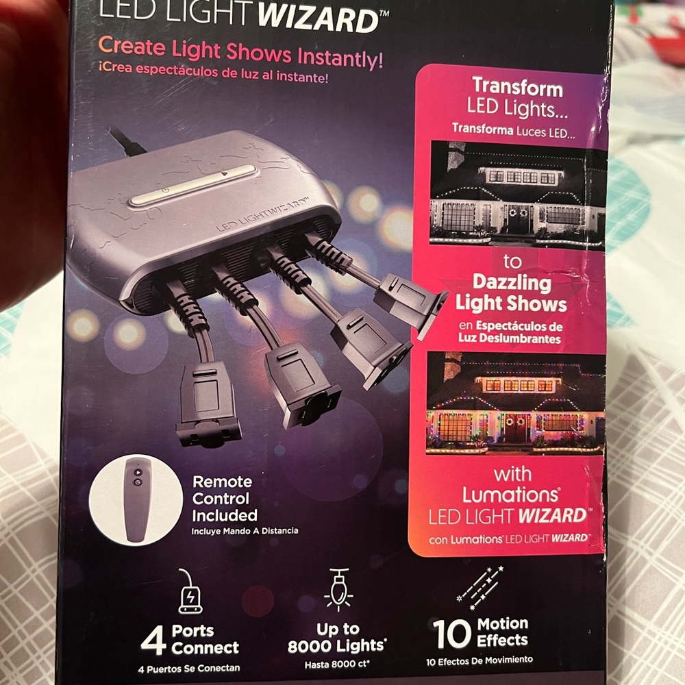 🆕, never opened Lumination Light Show Wizard 🎄